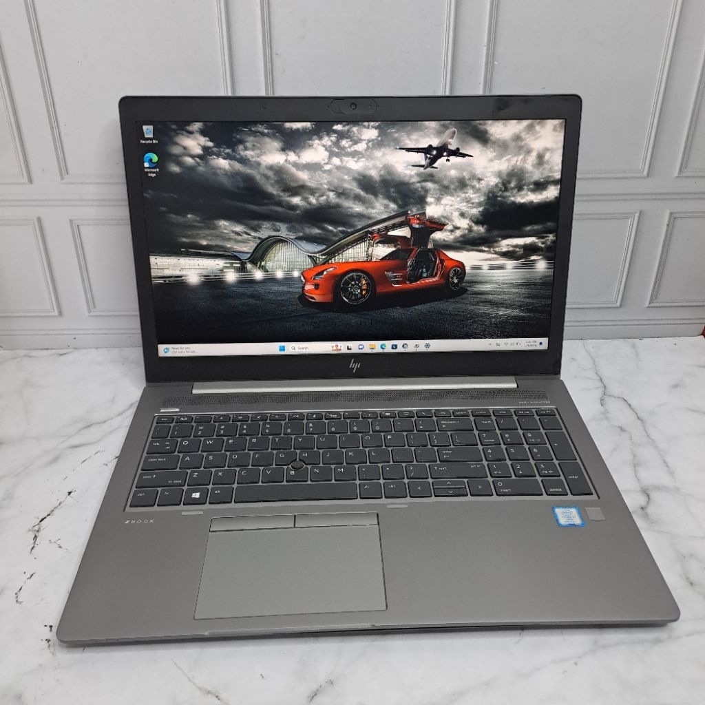 HP ZBOOK 15U G5 I7-8650U 32GB RAM / 1TB SSD / BACKLITE / FHD