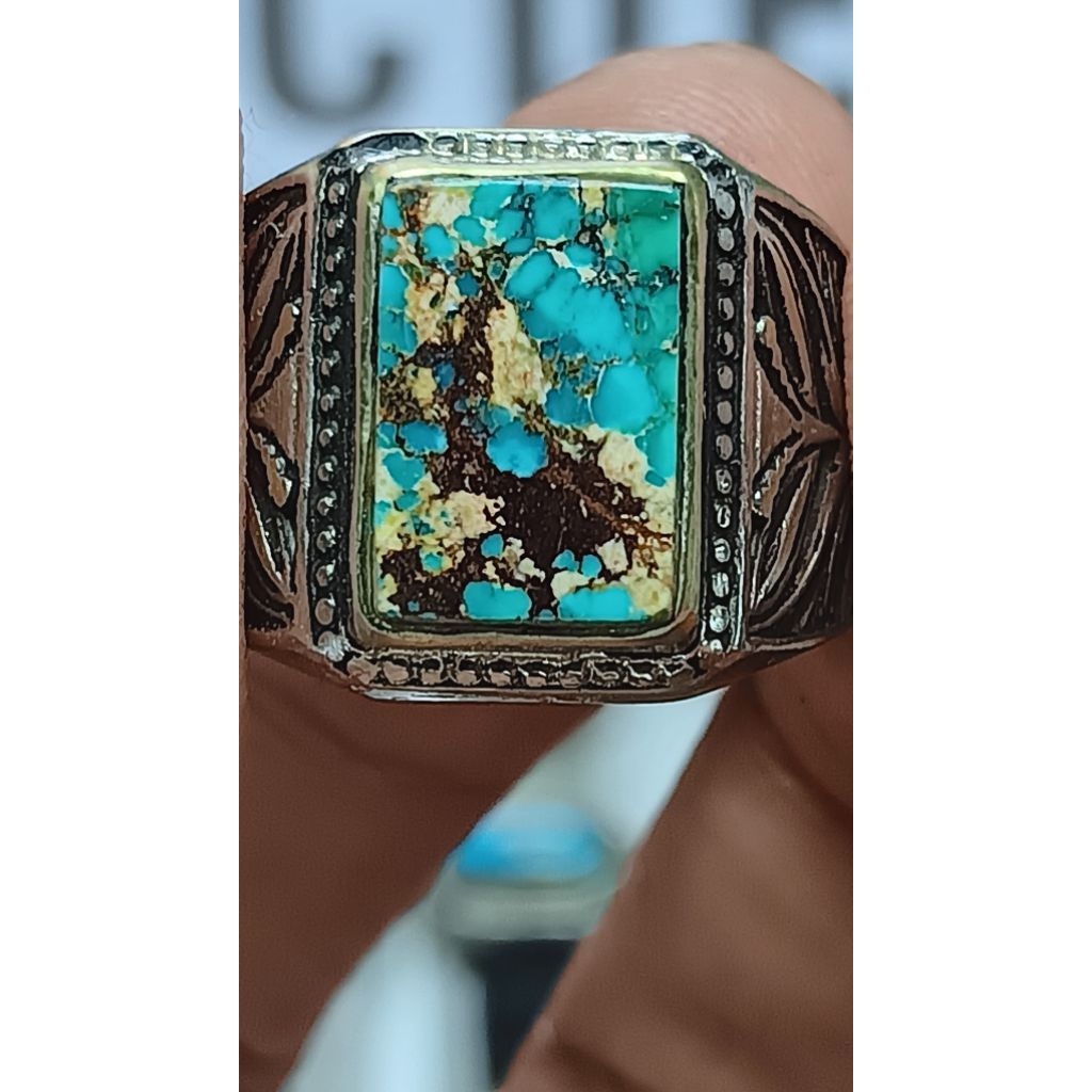 Pirus Persia kotak biru tosca serat emas