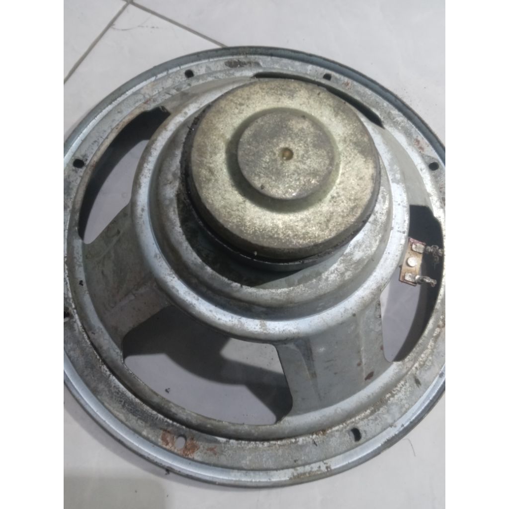 Kerangka speaker 12 inc JVC