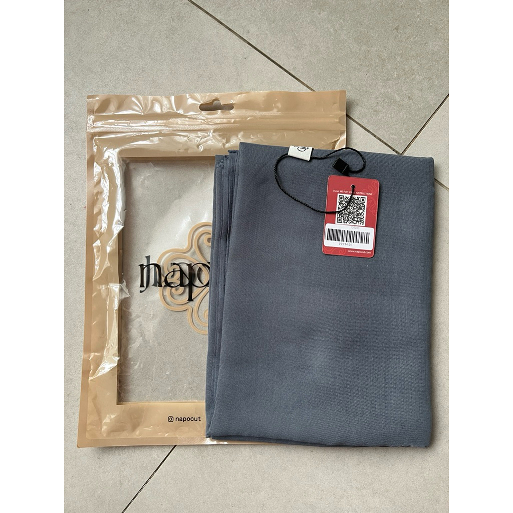 New Plain Paris Napocut