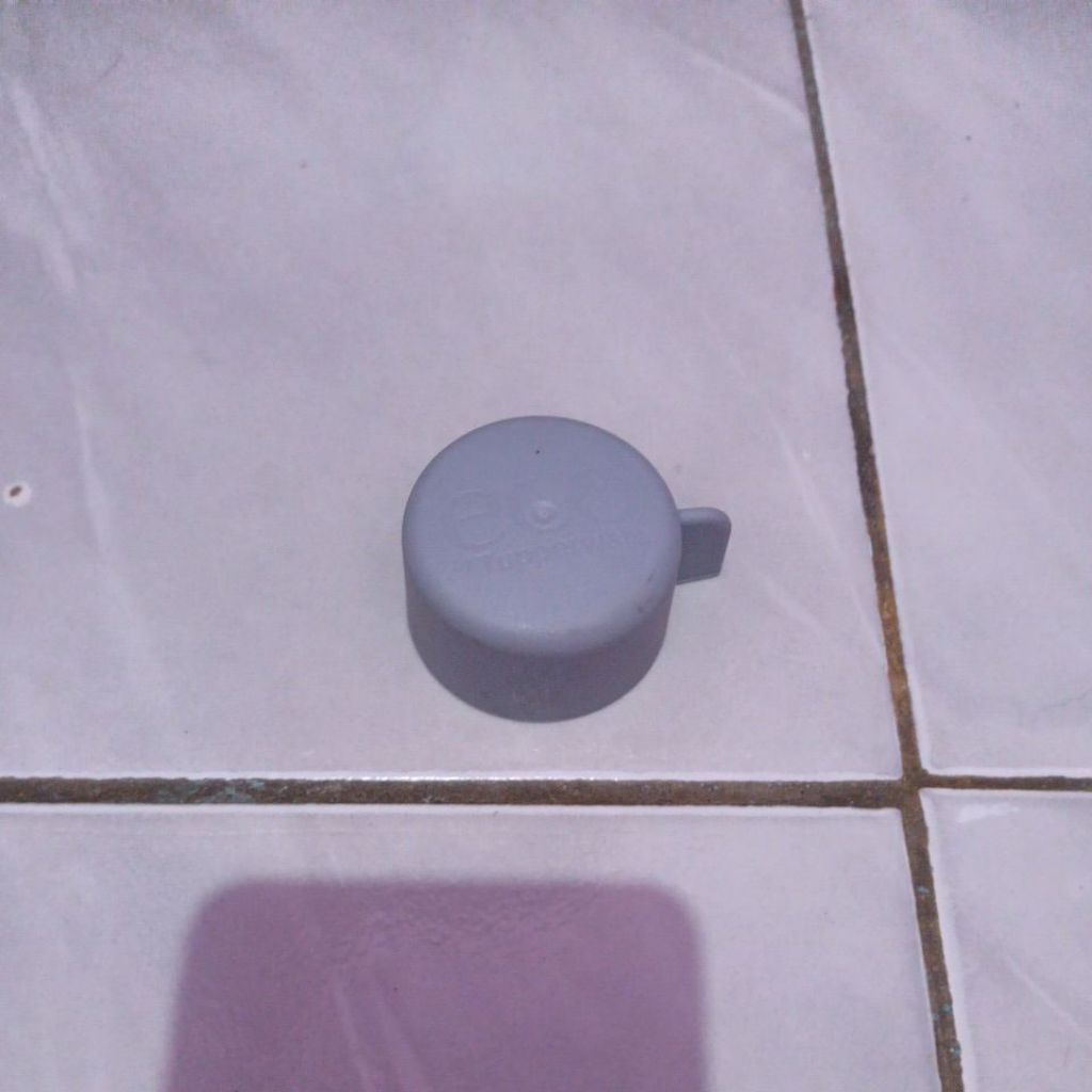 ECO TUTUP BOTOL MINUM ULIR 750ML ABU ABU TUPPERWARE PL