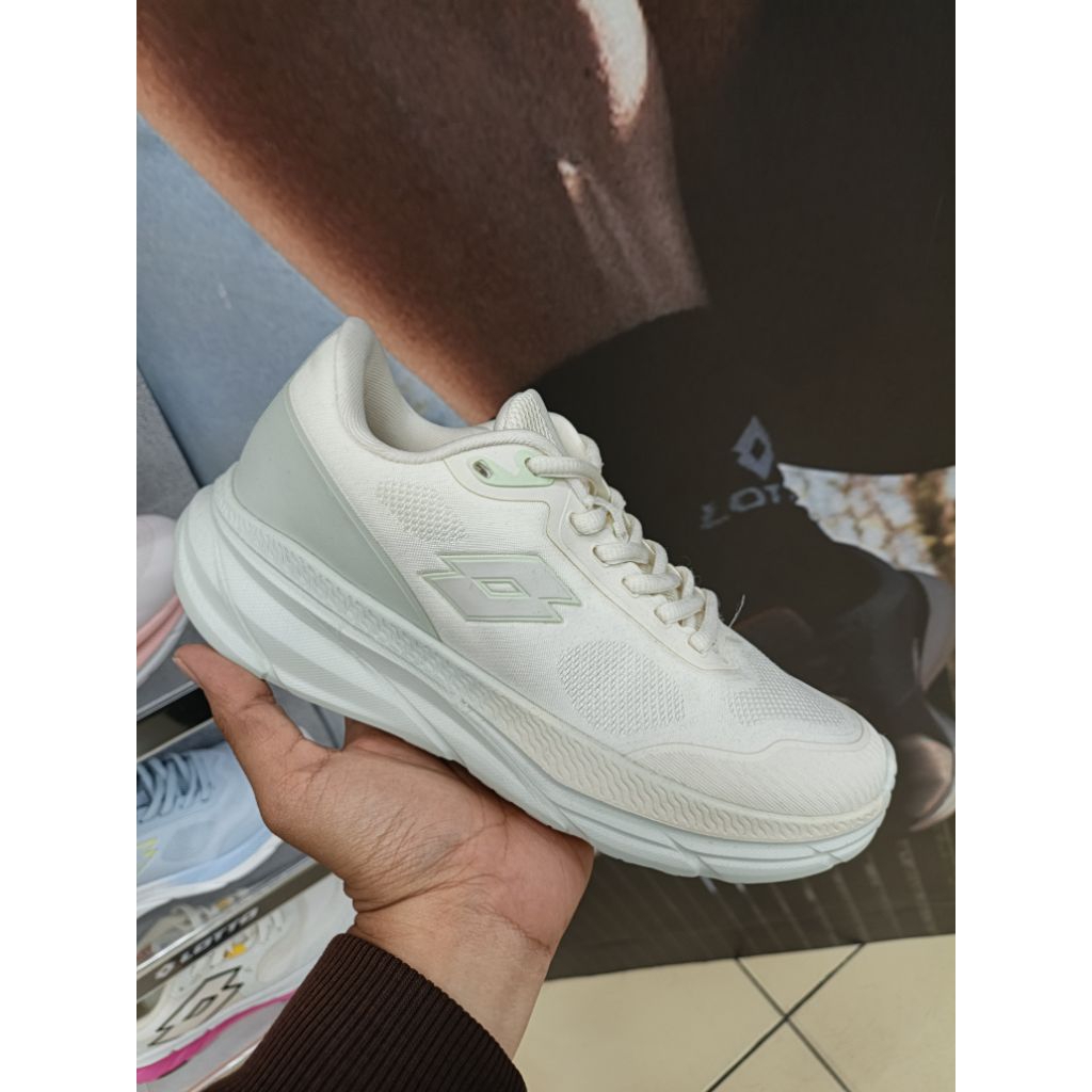 SEPATU LOTTO FLORES WOMEN'S RUNNING SHOES-LOTRU250726H