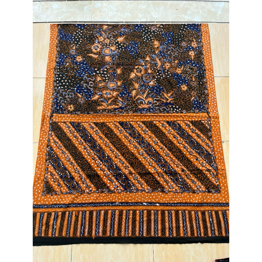 Selendang Batik tulis Lasem Pancawarna