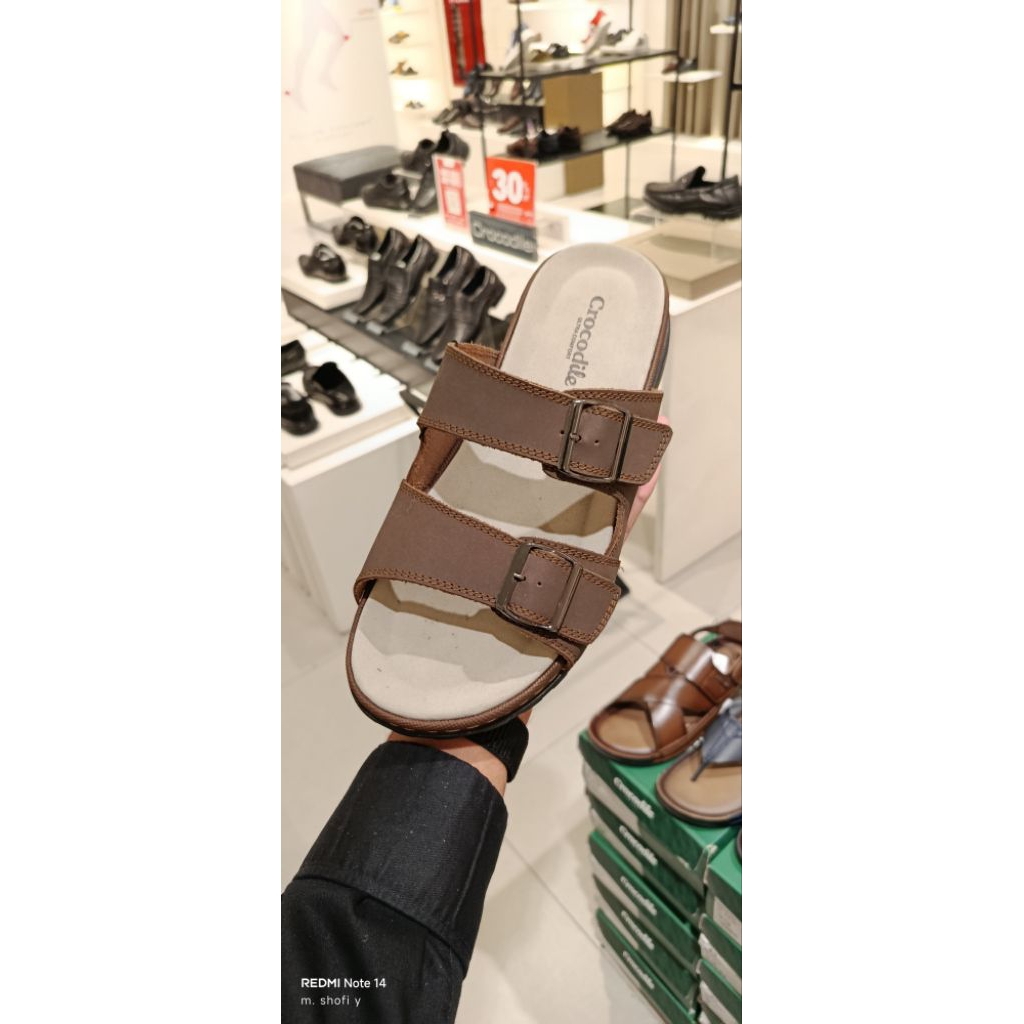 Crocodile sandal kulit pria terbaru