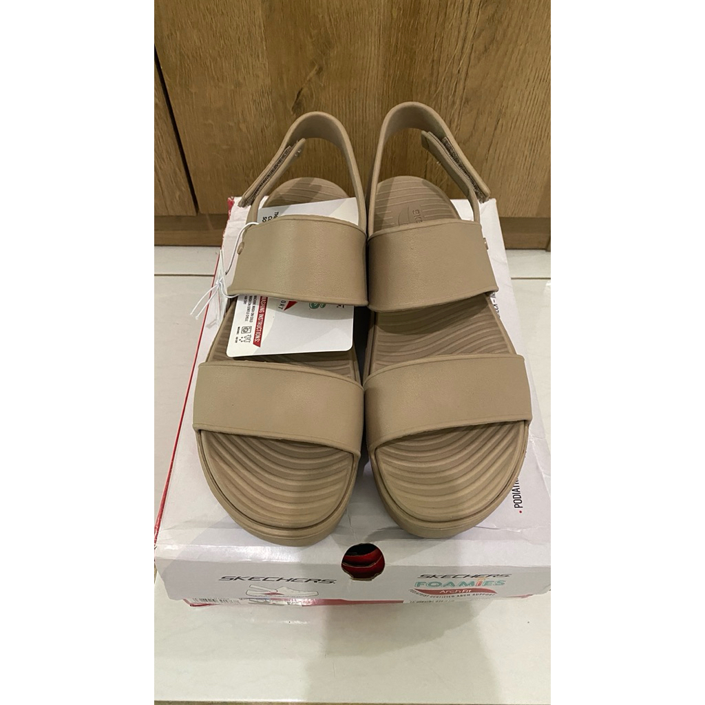 sandal Skechers arch fit wanita
