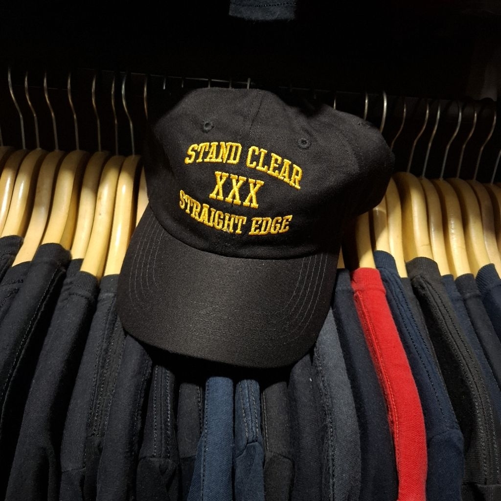 topi band STAND CLEAR original merch