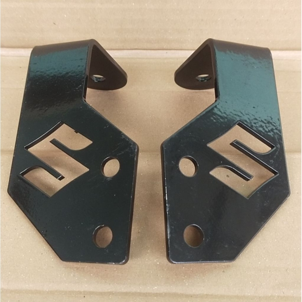 Brecket lampu tembak suzuki jimny katana