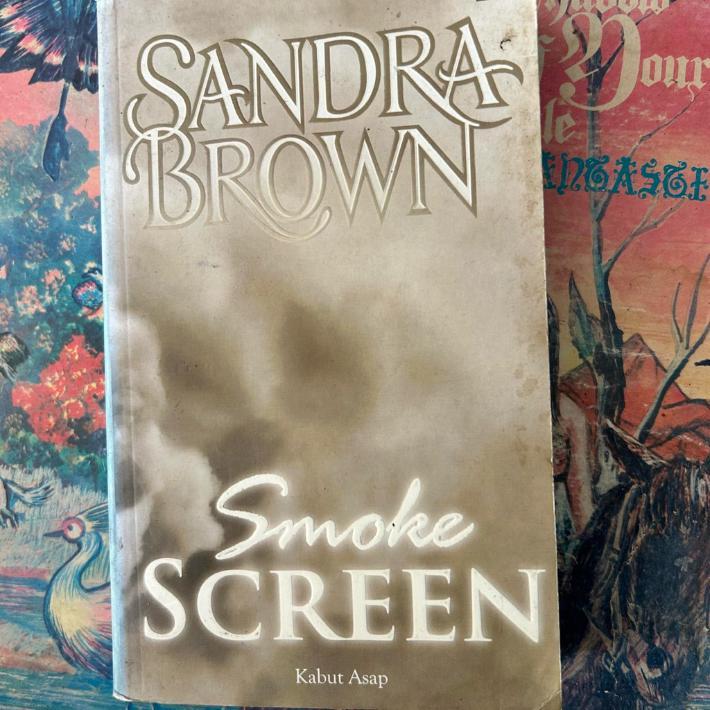 buku sandra brown - kabut asap