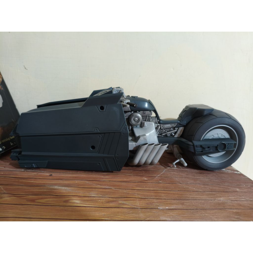 Batcycle Batman Curse of the white knight