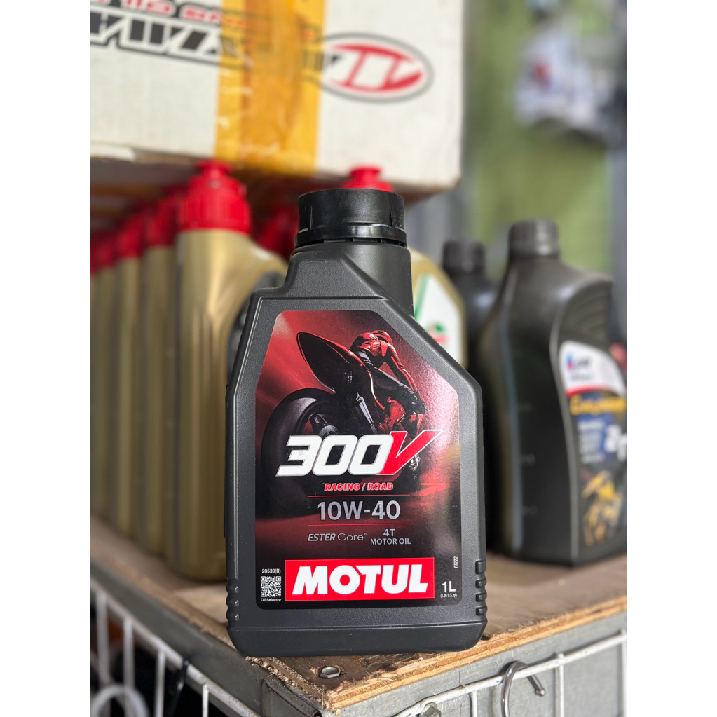 OLI MESIN MOTUL 300V ROAD RACING