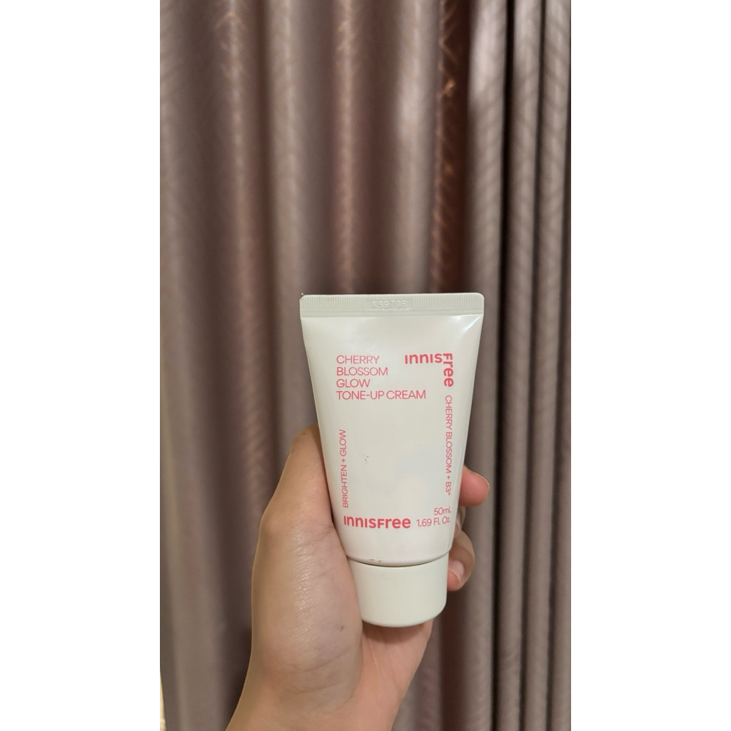 [preloved] innisfree cherry blossom glow tone up cream 50 ml