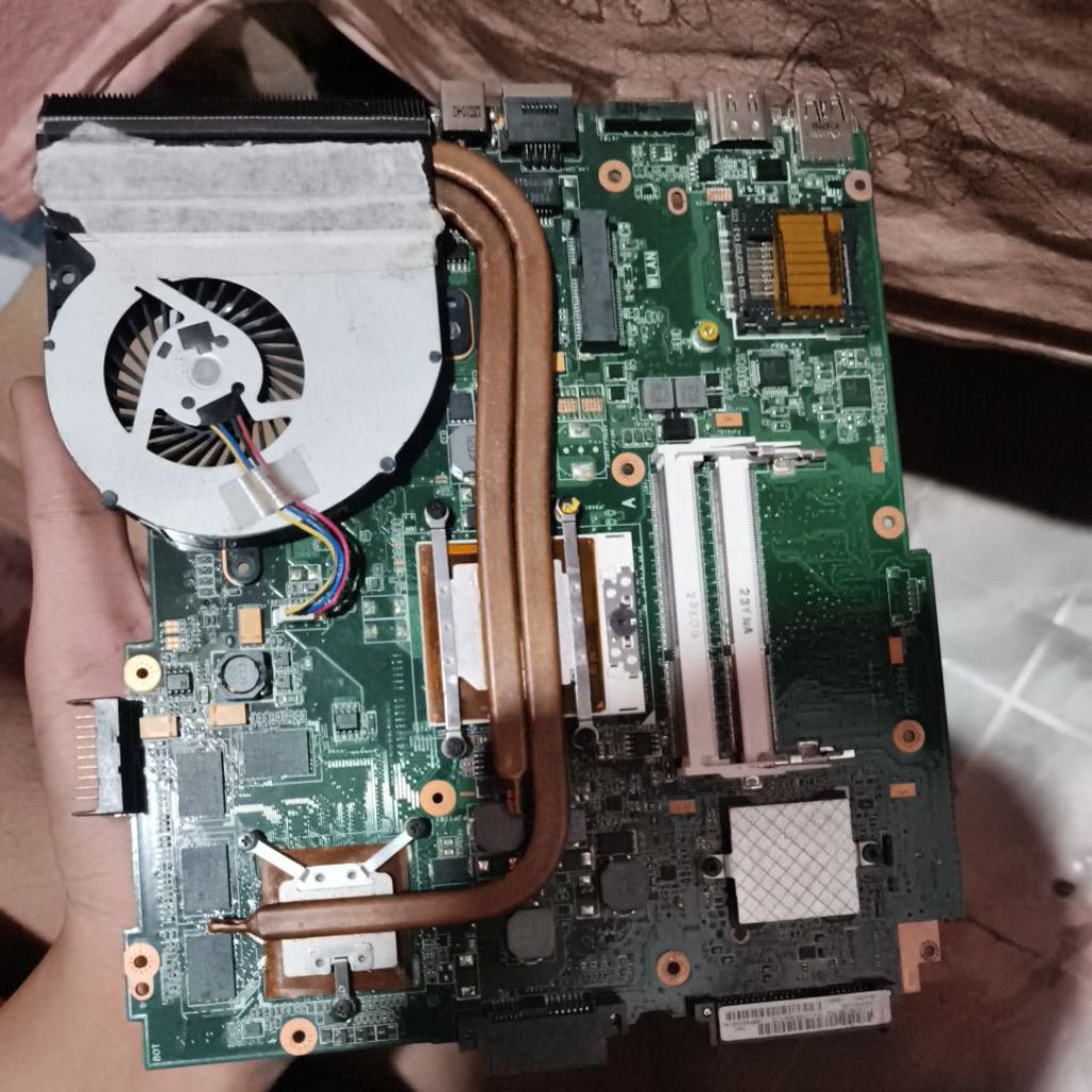 motherboard asus a43s hidup