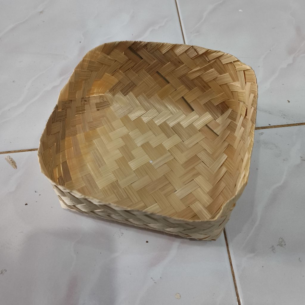 Besek Bambu 15x15 Murah Wadah Hampers Kotak Nasi Anyaman Per PCS - Purworejo