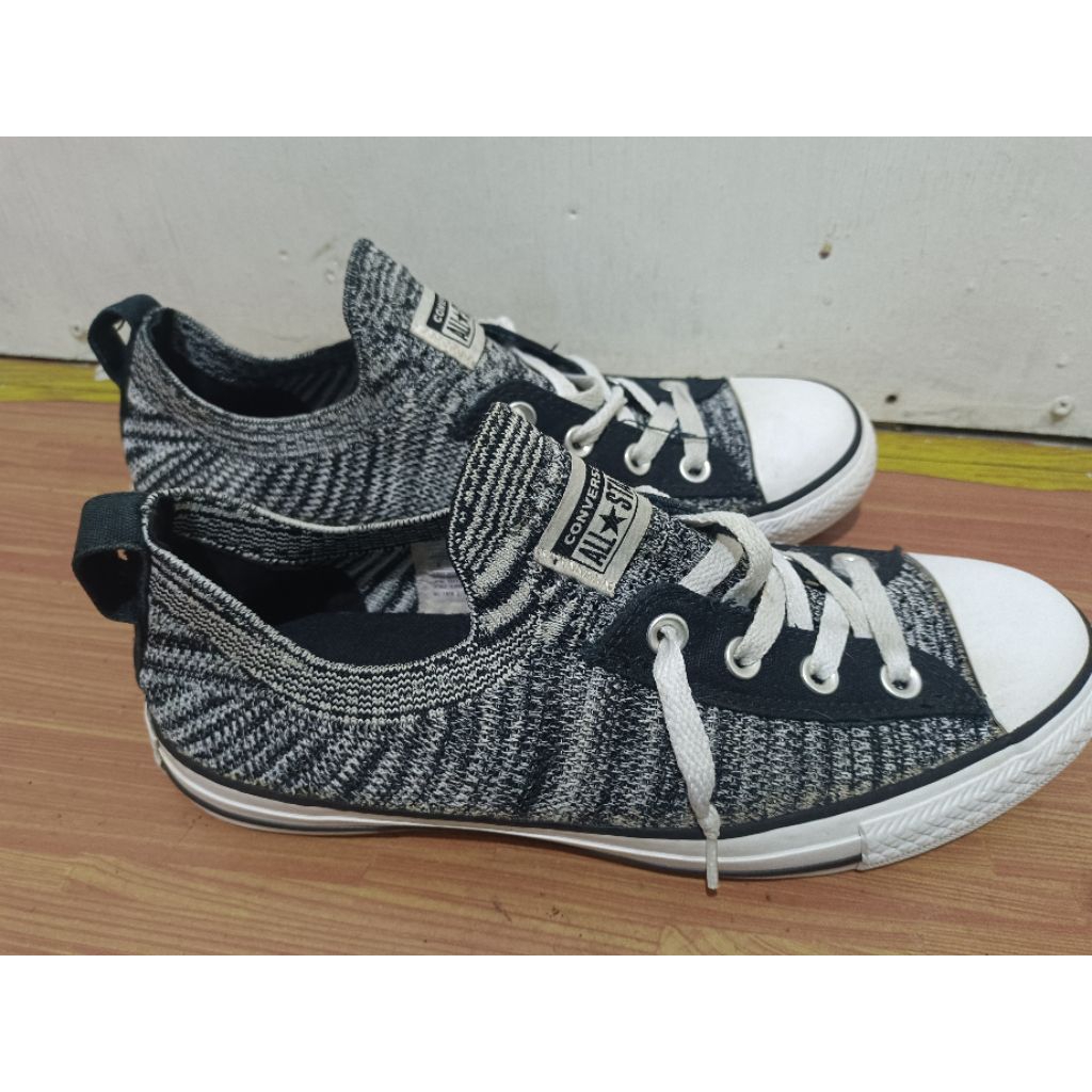 sepatu second converse original size40 model slip on variasi tali(model langka/566248C)