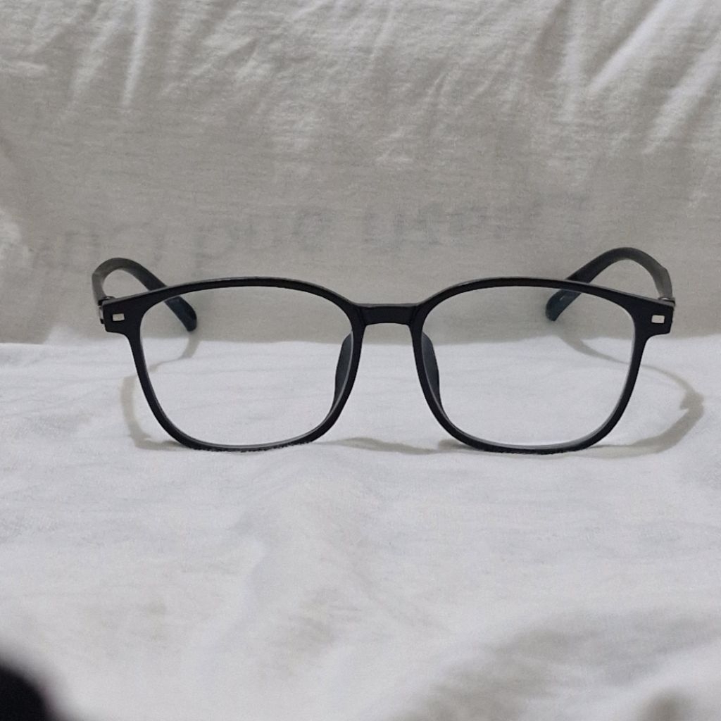 Kacamata Preloved | Kacamata Optical | Kacamata Optic | Kacamata Frame Semi Square | Kacamata Minus 