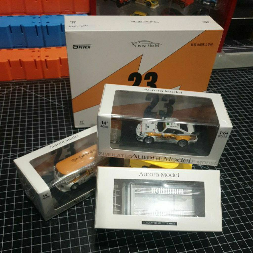 AURORA MODEL 23 DRAGBUS & PORSCHE