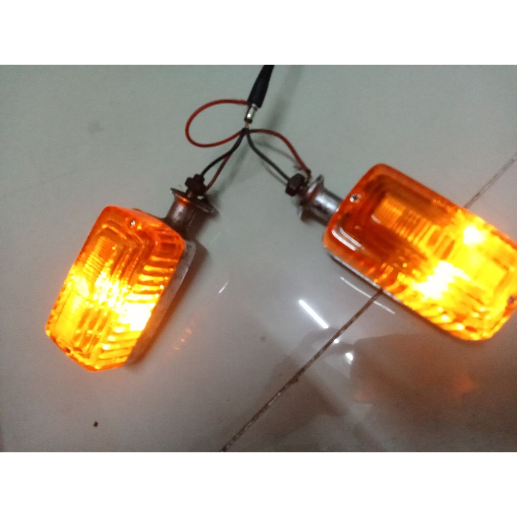 Reting Sen Lesting Belakang Yamaha V75 V80 Original