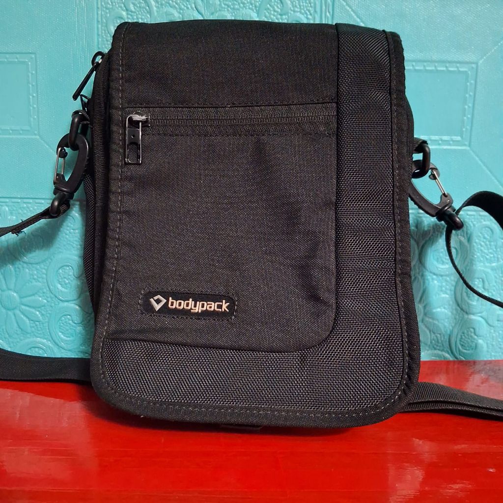 Tas selendang bodypack original