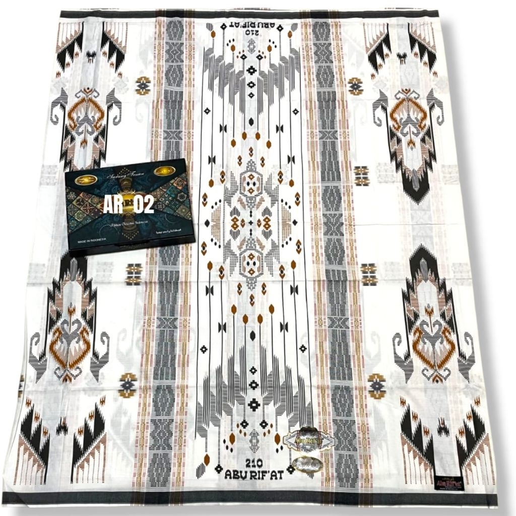sarung abu rif'at motif BHS songket timbul putih