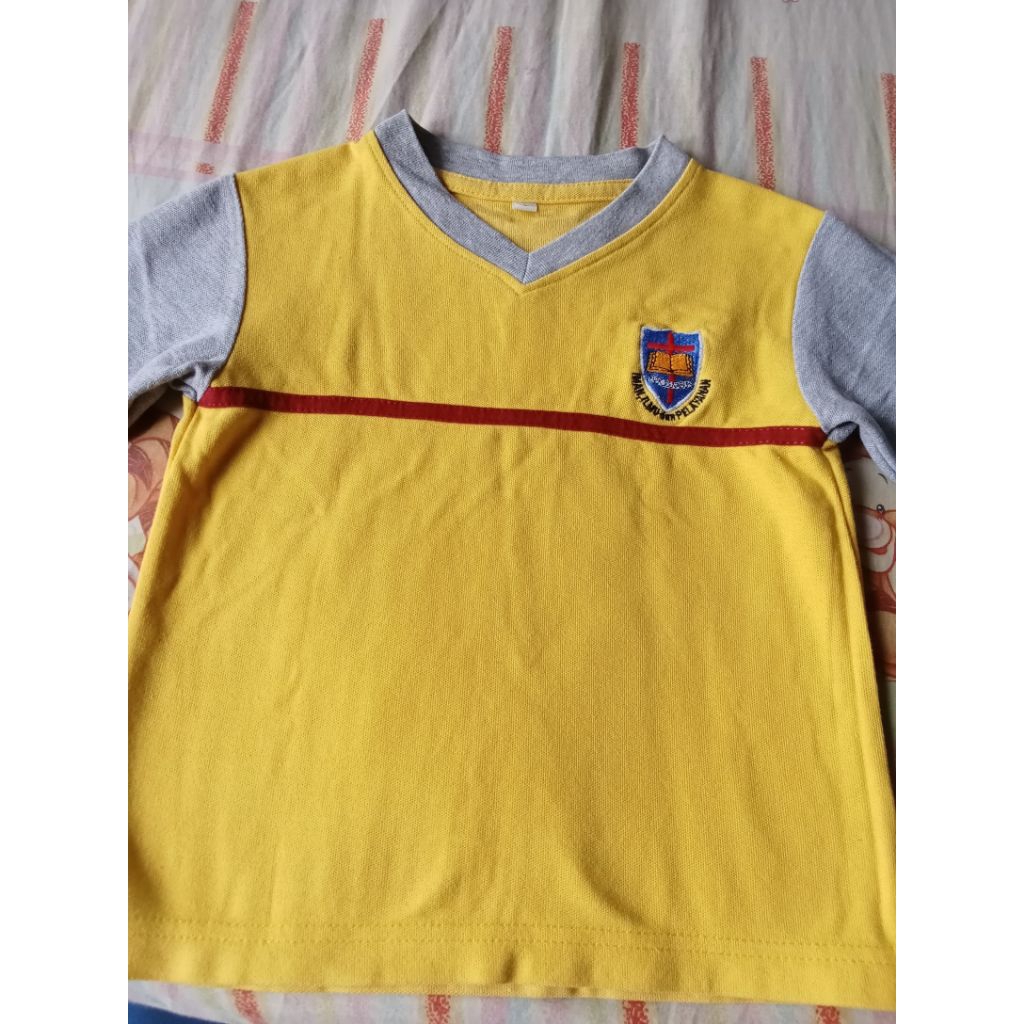 Kaos OlahRaga TKK BPK Penabur (Preloved)