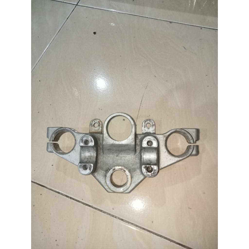 Segitiga T Atas Yamaha Scorpio ori 5BP YIMM