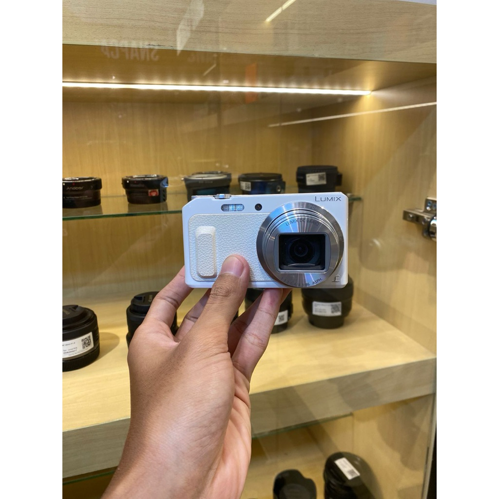 Lumix DMC-TZ57