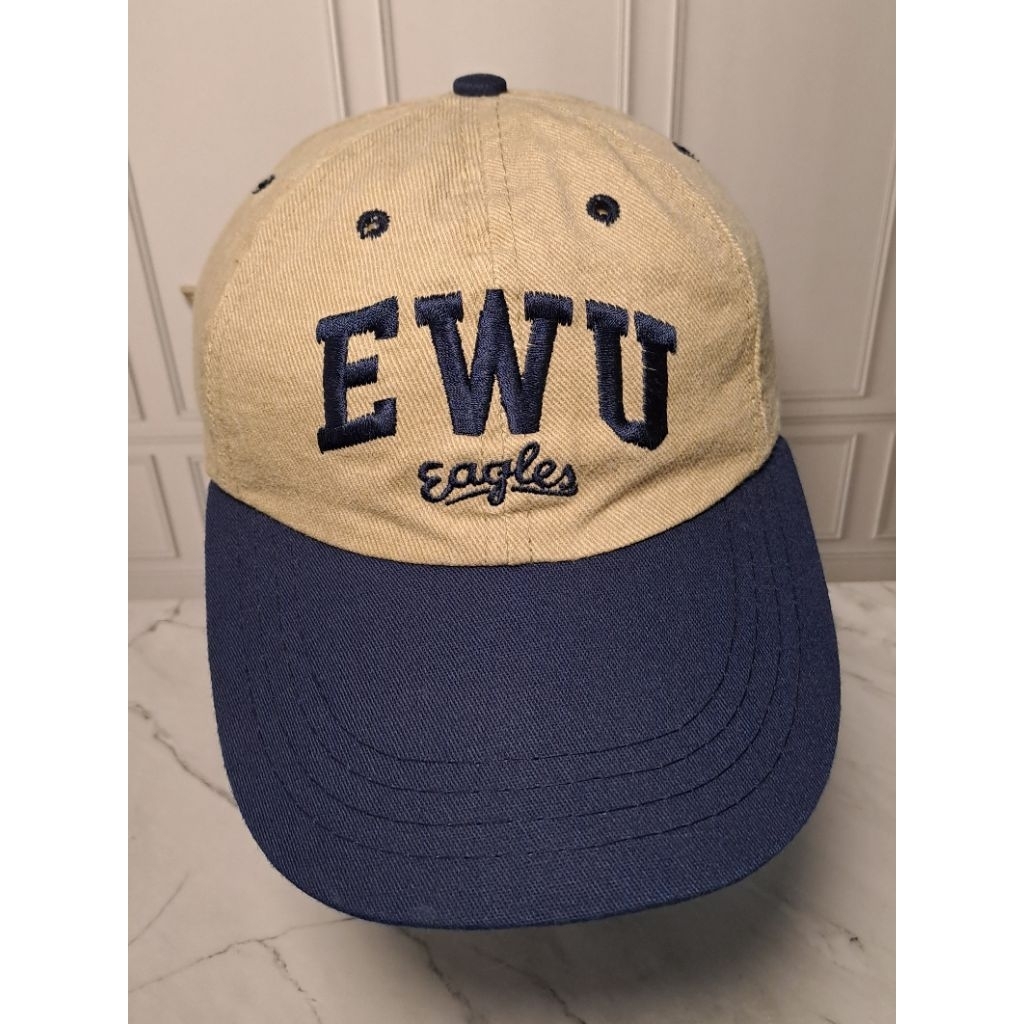 Topi Vintage Second / Preloved EWU Eagles Navy Cream