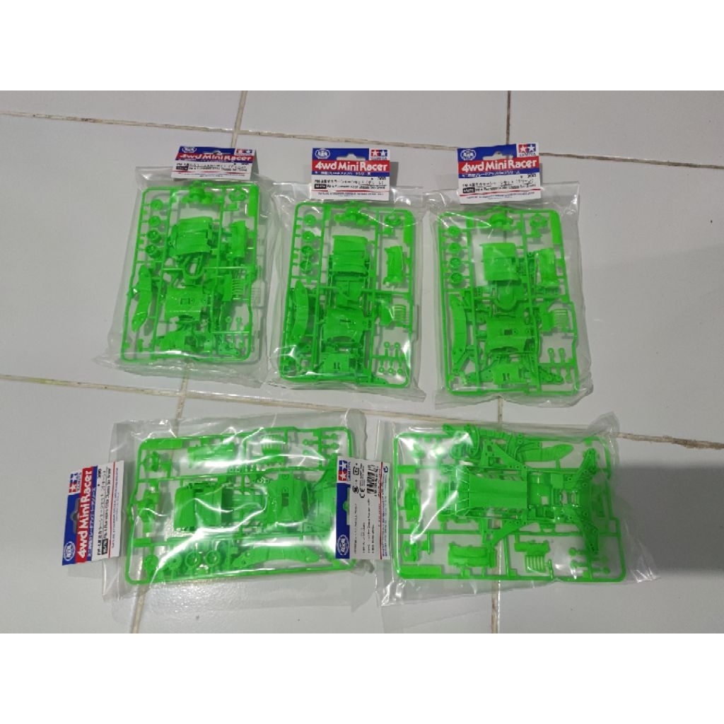 UPS TAMIYA FMA CHASSIS FLUORESCENT GREEN YELLOW RED ORIGINAL DRIVER