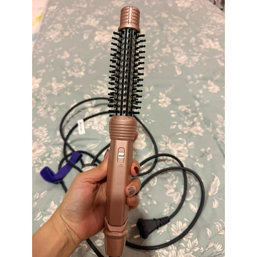 Preloved Repit Brush Iron