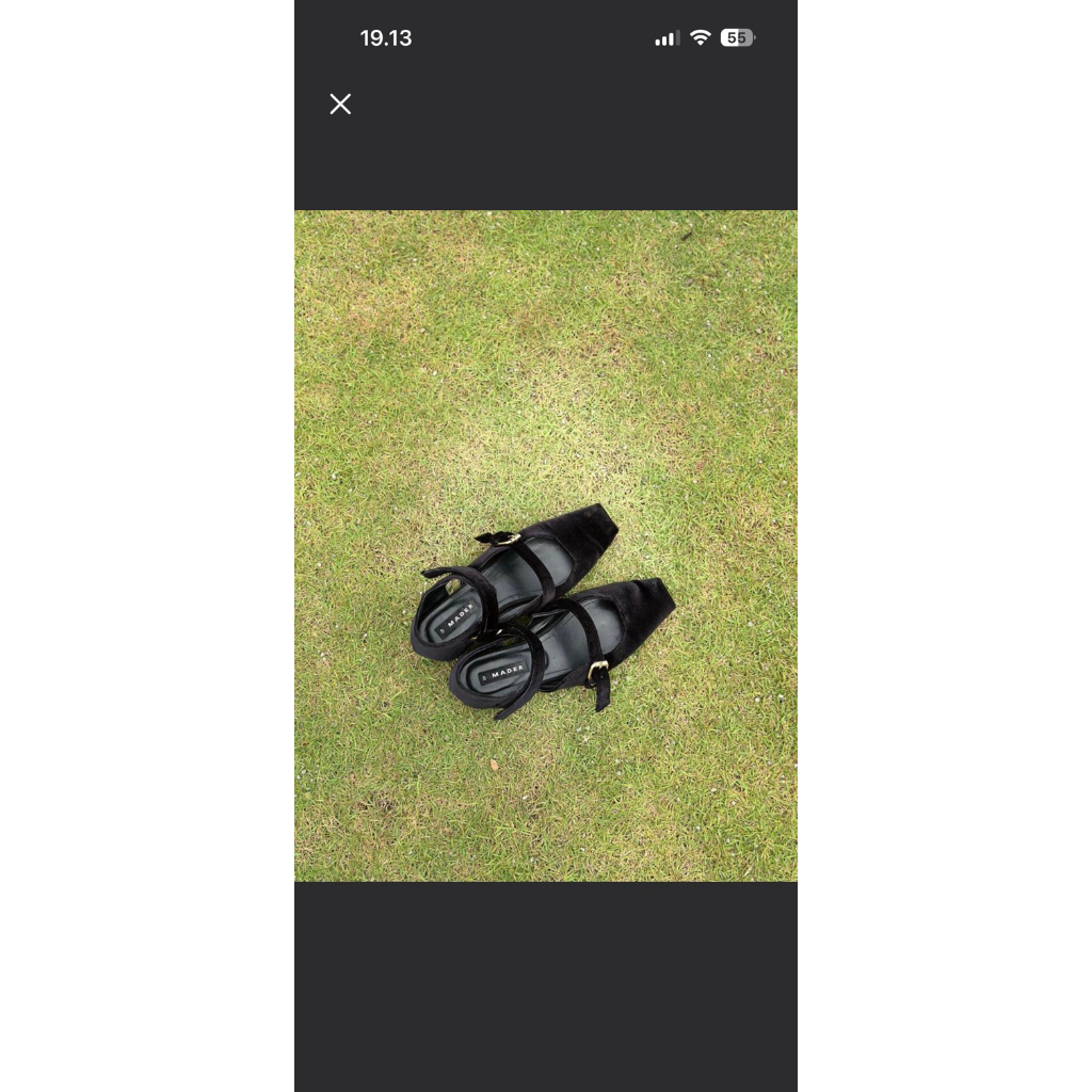 Preloved Sepatu Mader Hitam