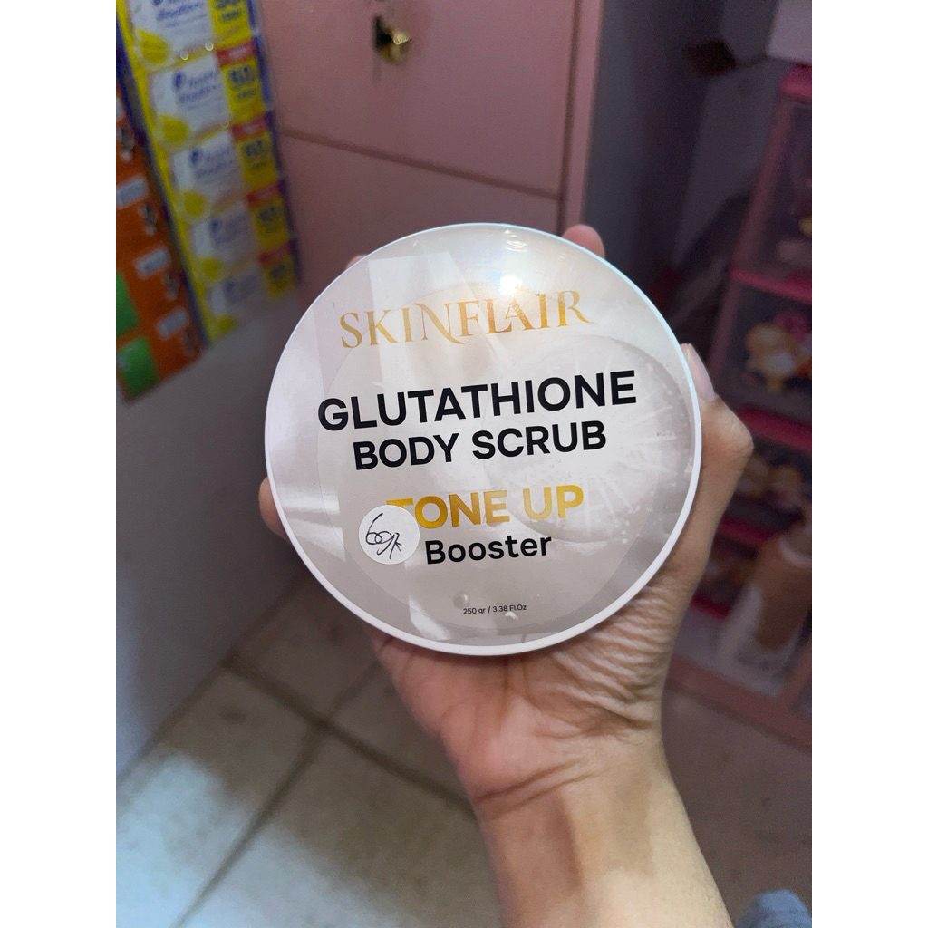 skinflair glutathione body scrub SKINFLAIR Glutathione Body Scrub Tone Up Booster 250gr 60.000 main image 0