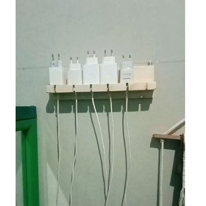Rak organizer penyimpan kabel casan/rak gantung penyimpan kabel casan