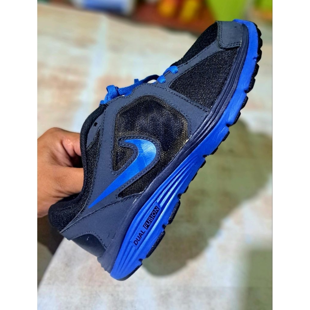 SEPATU NIKE DUAL FUSION RUNING (MADE VIETNAM)