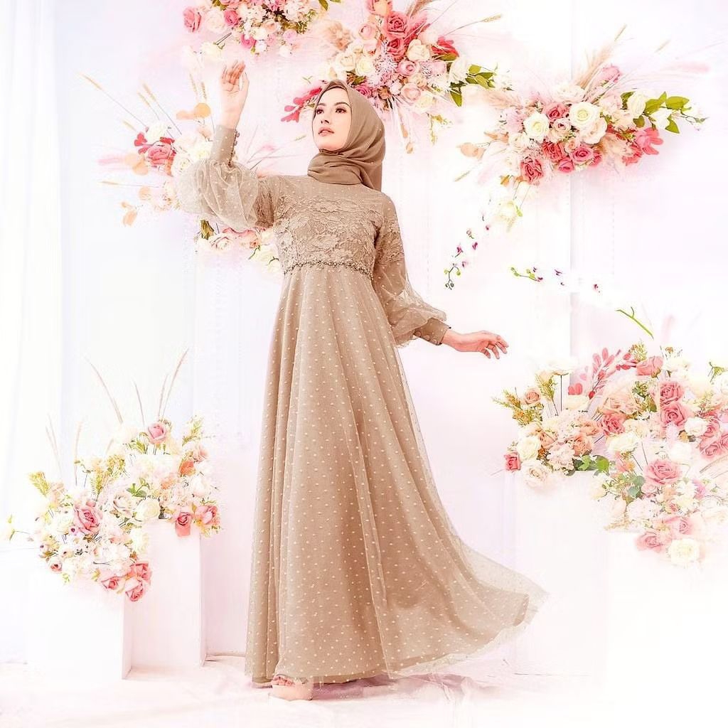Gamis Brokat Lengan Balon