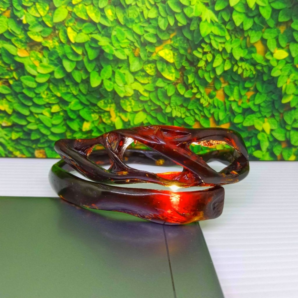 Gelang akar bahar merah combong unik tembus cahaya