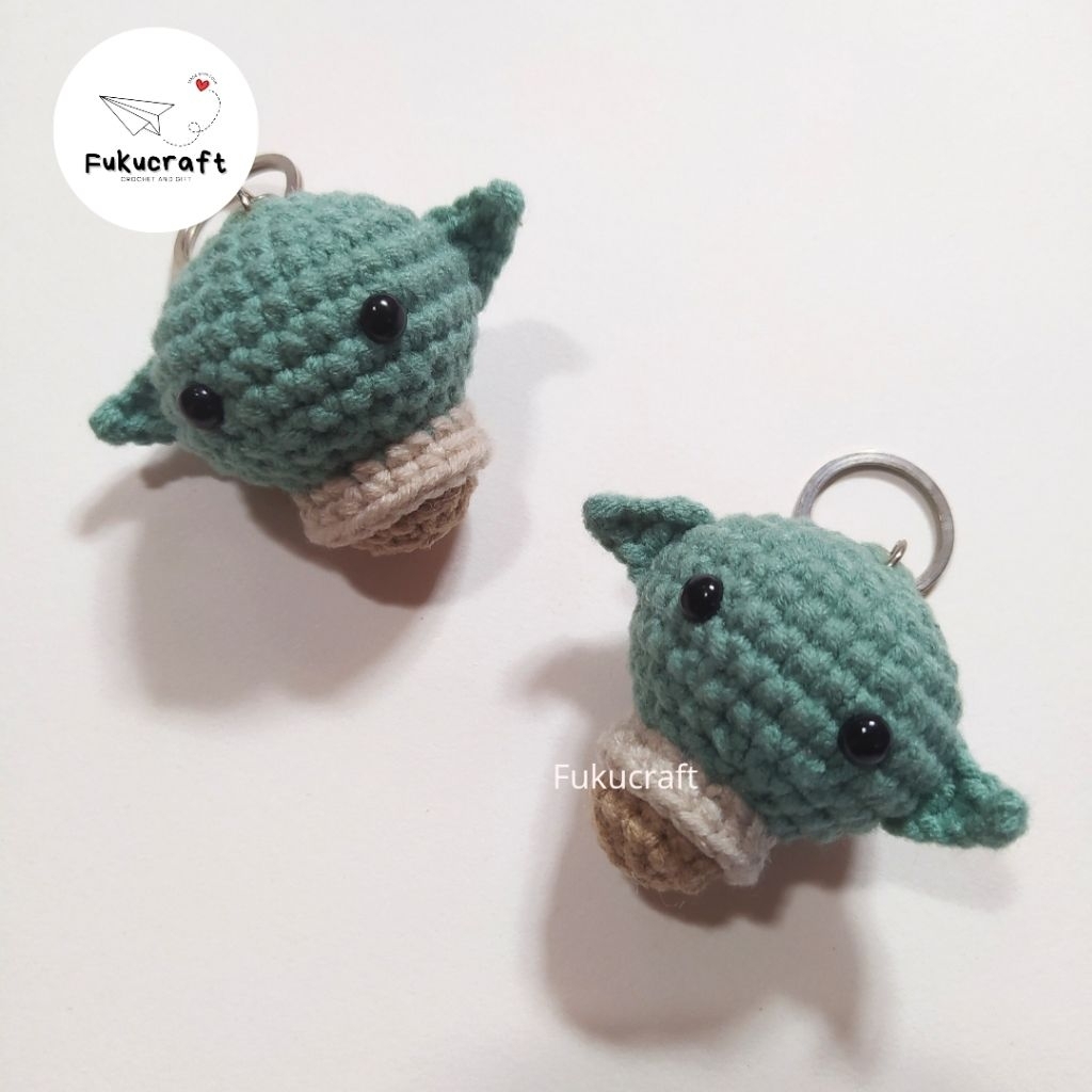 Baby Yoda Crochet Keychain Rajut