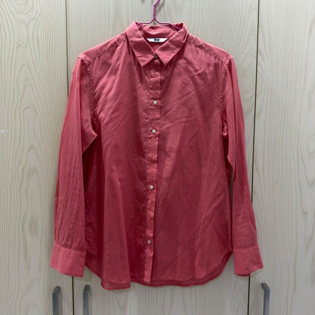 Women Uniqlo kemeja soft pink - Size S