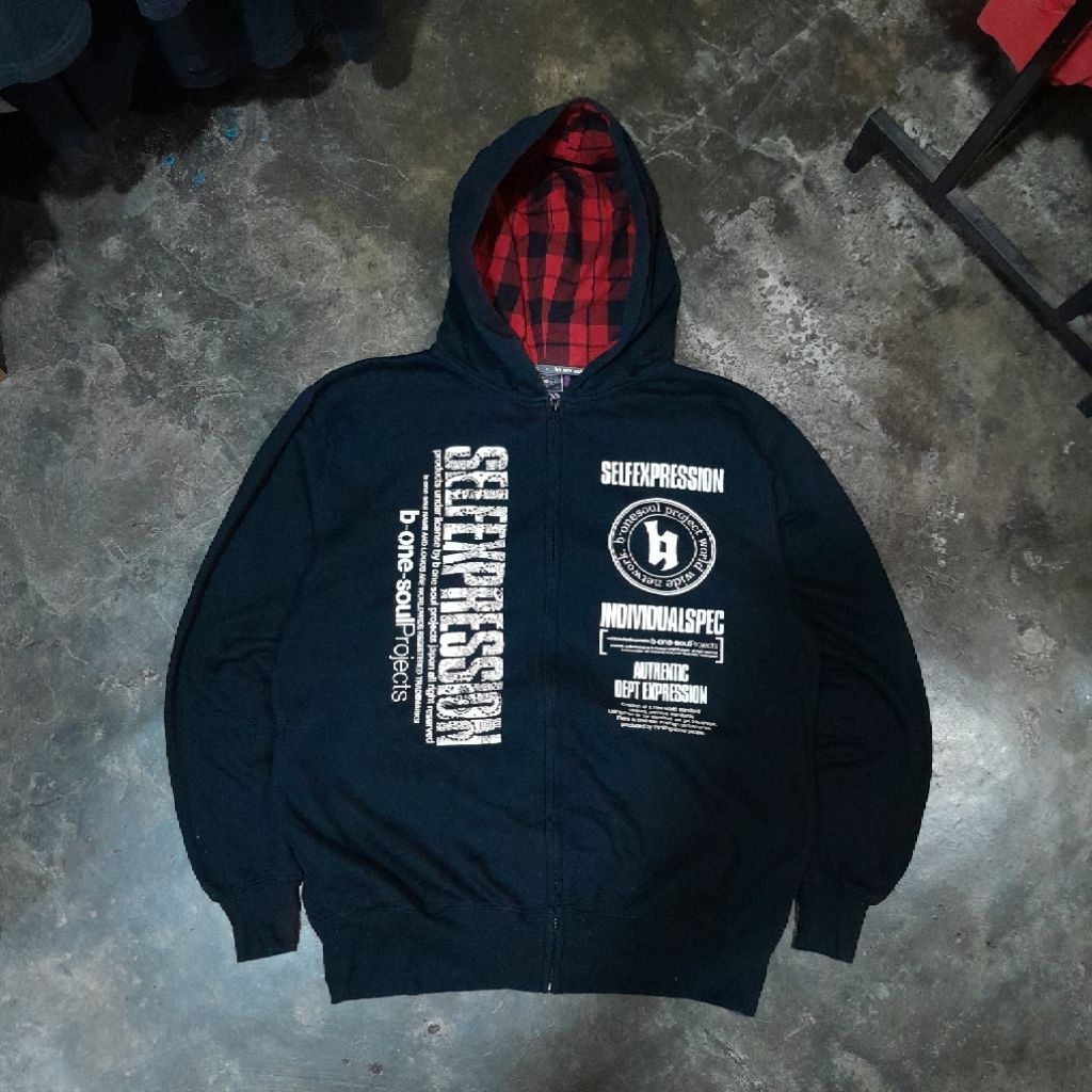 B ONE SOUL PROJECT ZIPPER HOODIE BLACK