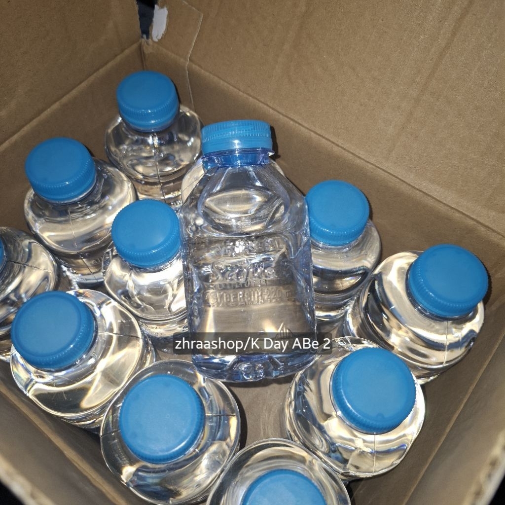 Sajuak Air Mineral gelas cup botol mini 120ml 220ml 330ml 600ml 1500ml 1 karton dus