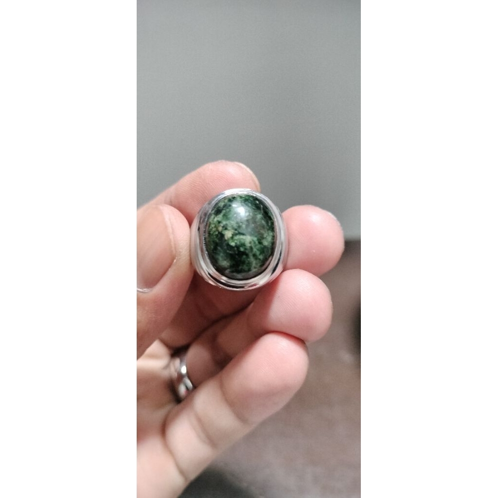 Batu Badar Besi Hijau