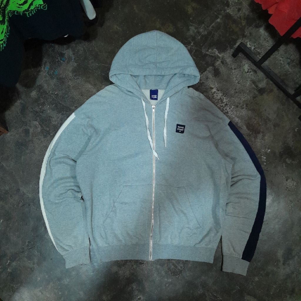 MUAH MUAH ZIPPER HOODIE GREY