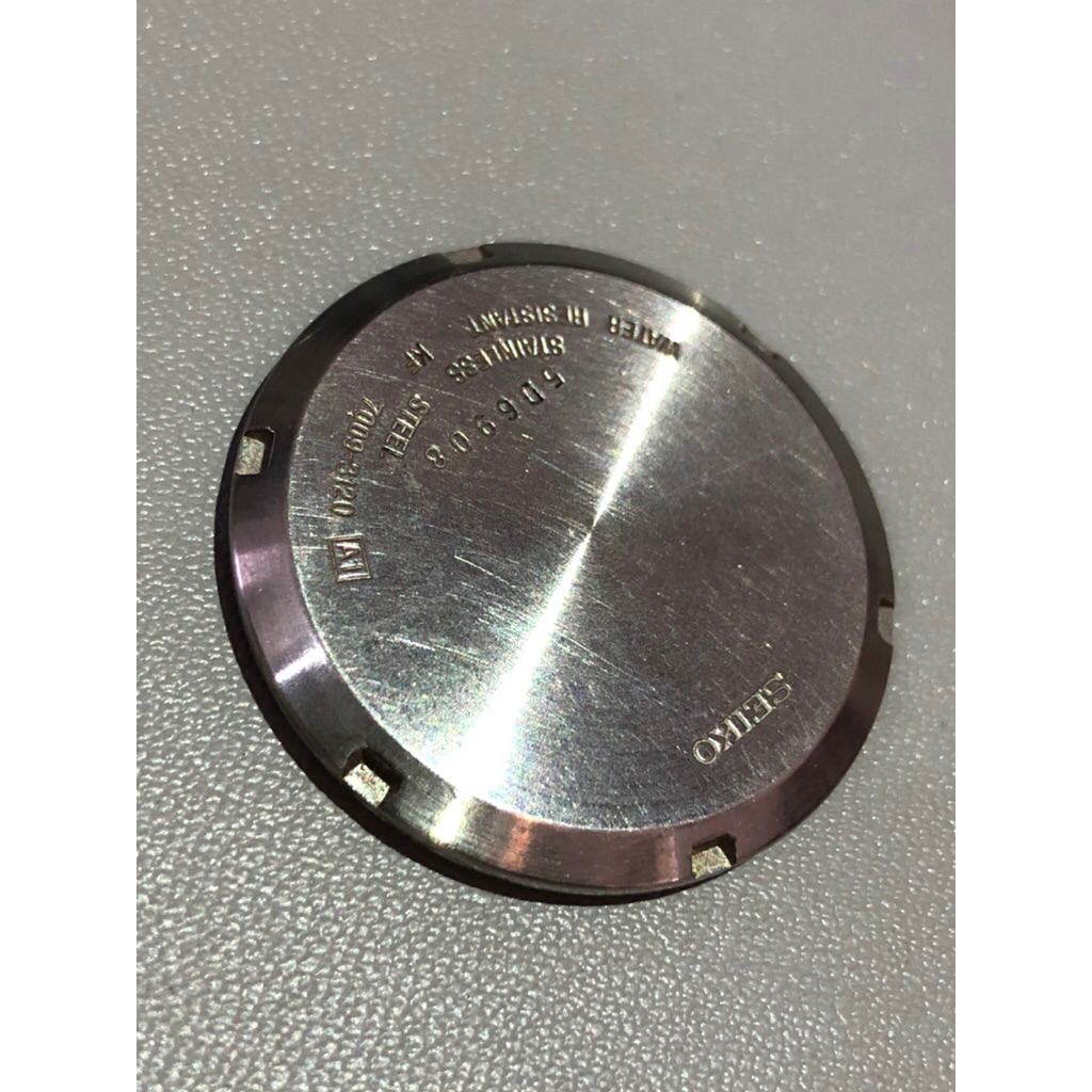 backcase jam tangan seiko 5 7009 mulus