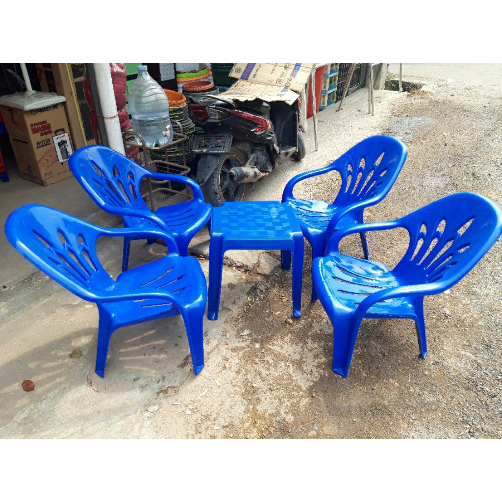 kursi plastik angkringan(set kursi 4meja kotak 1)