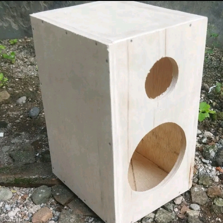Box speaker 4in untuk tambahan salon aktif