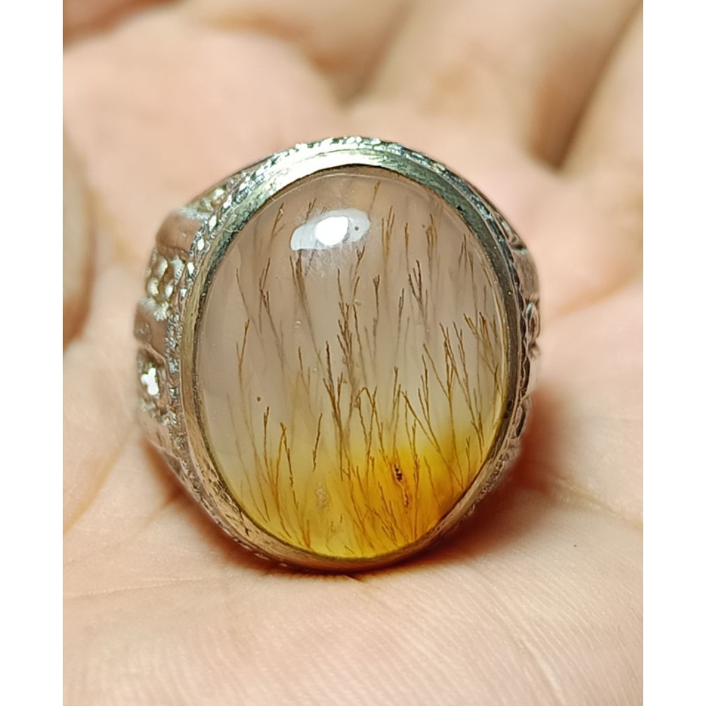 Cincin serat Cendana