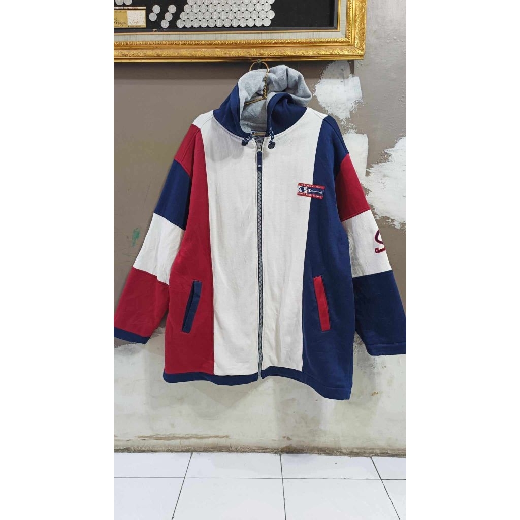 Champion vintage preloved