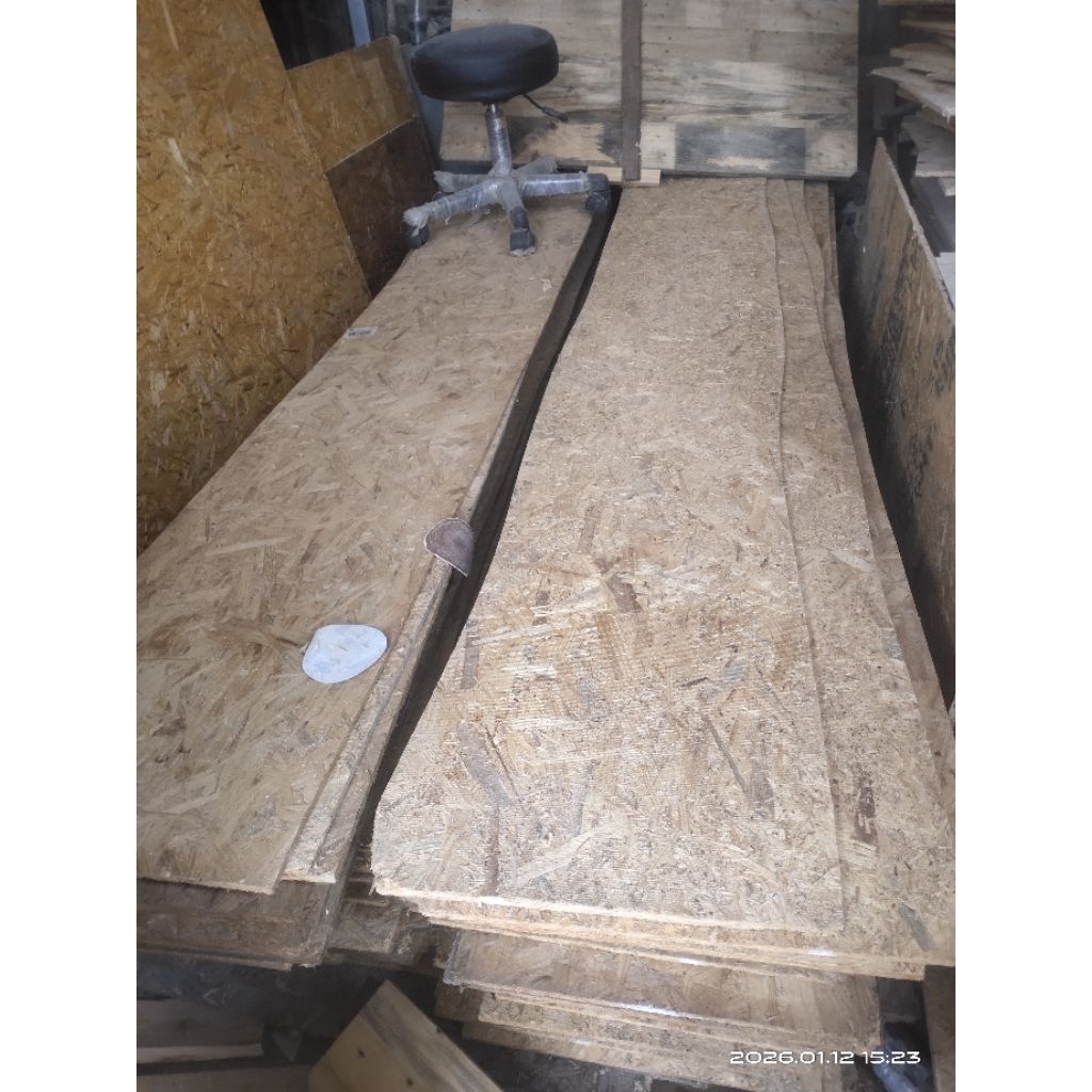 triplek tatal osb waferboard 240 x38cm x9mm