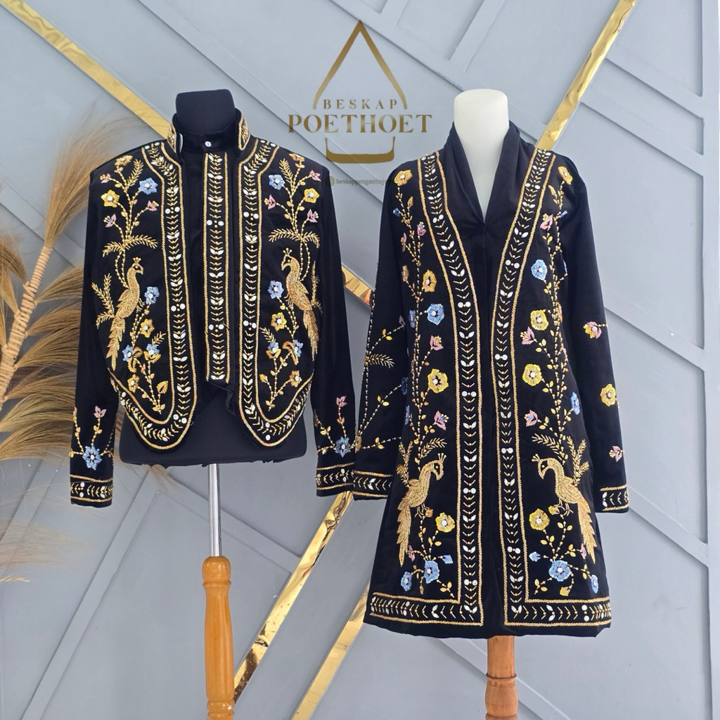 sepasang beskap dan kebaya couple pengantin adat Jawa hewes solo putri motif burung merak