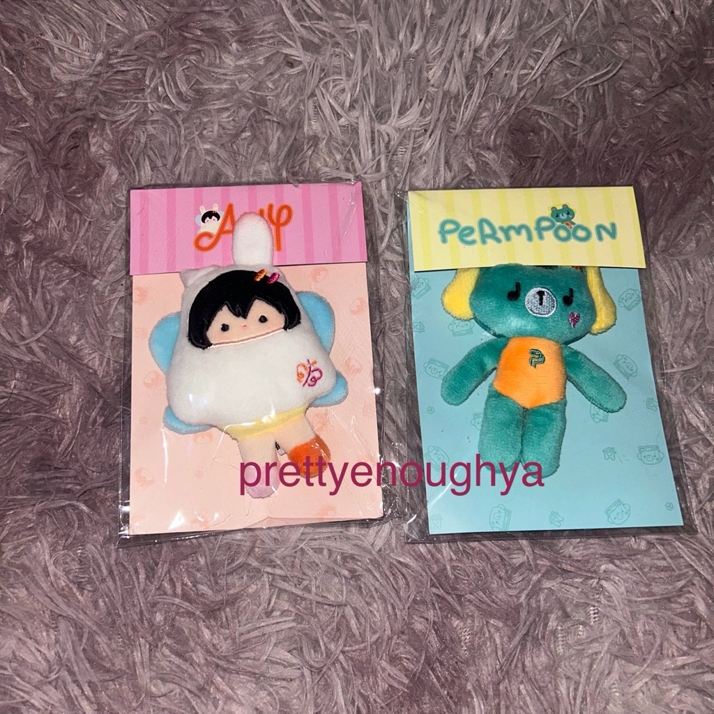 [BACA DESK] KEYCHAIN TINY DOLL ANY PERMPOON SEALED EMI BONNIE EMIBONNIE EB POND PHUWIN PONDPHUWIN PP
