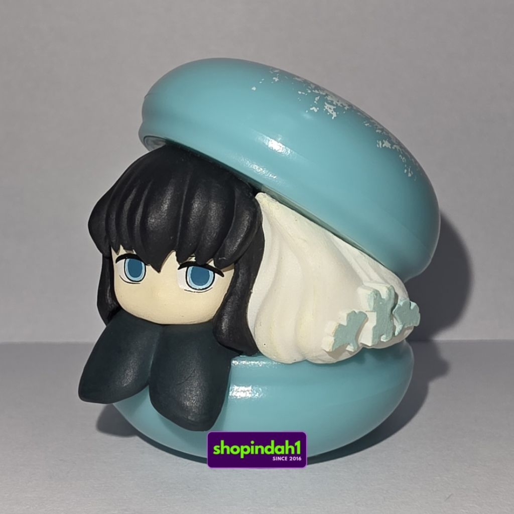 Tokito Muichiro - Demon Slayer Kimetsu no Yaiba CHARAMACARON (SURUGAYA) Tipe A (unsealed) (4cm)